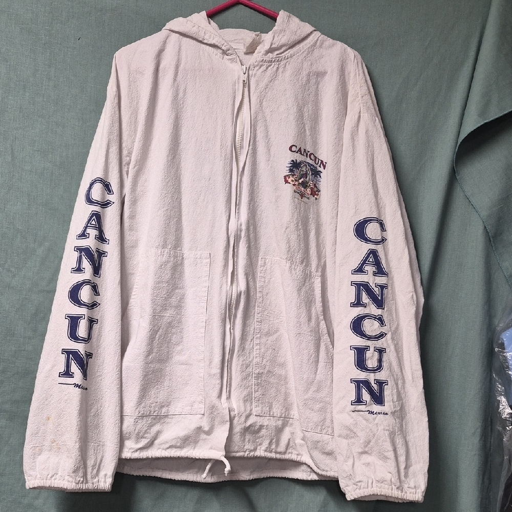 Vintage 90's White Cancun Mexico Hoodie with Blue Lettering